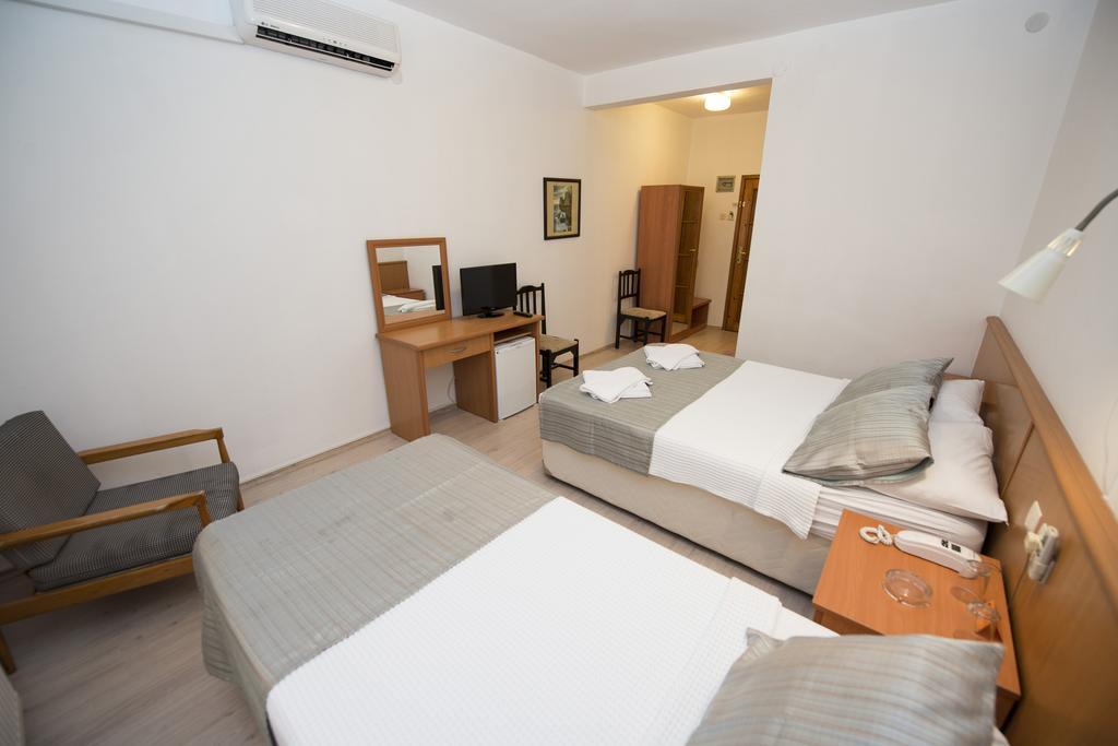 Otel Diyojen Synopa Zewnętrze zdjęcie